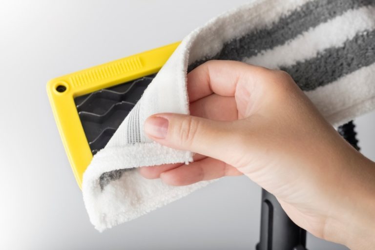 How to Clean a Mop Head