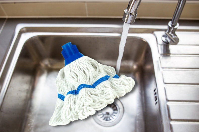 Dirty Mop: How to Clean a Mop Head