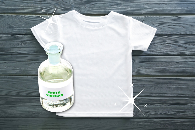 whiten clothes with vinegar