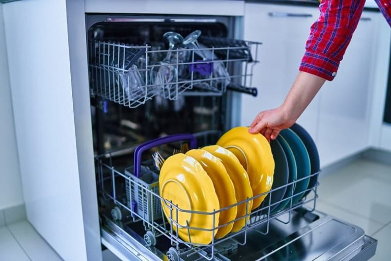 How to Use a Dishwasher