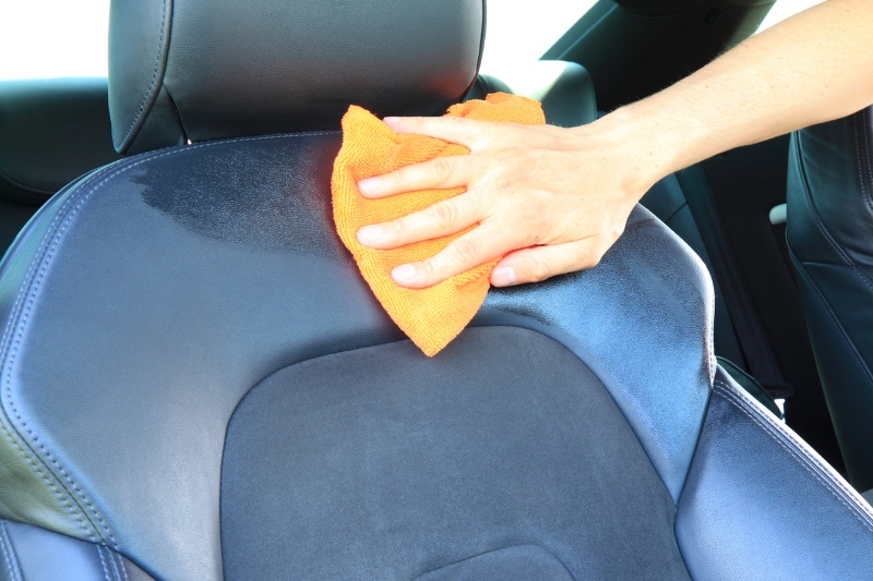 cleaning leather car seat