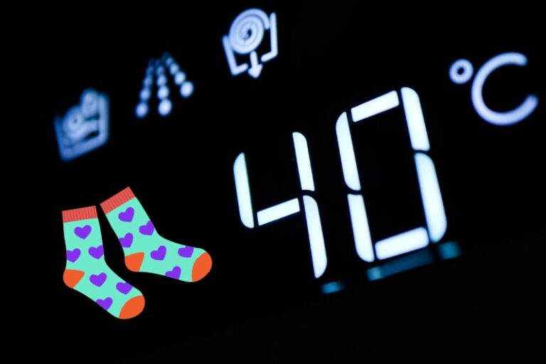 What Temperature Should You Wash Socks At?