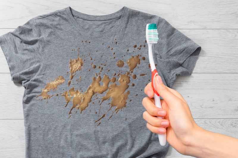 brush off dirt stain