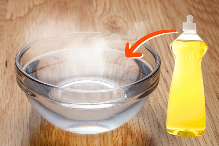 How to Clean Pine Furniture