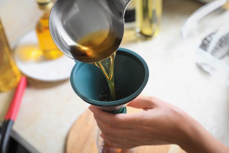 Can You Pour Oil Down the Sink?