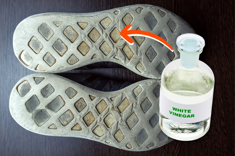 clean shoe sole with white vinegar