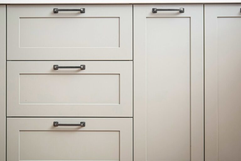 How to Clean Matt Kitchen Cupboards