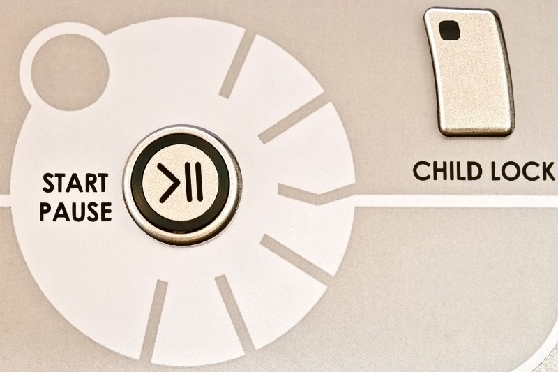 washing machine child lock and start pause button
