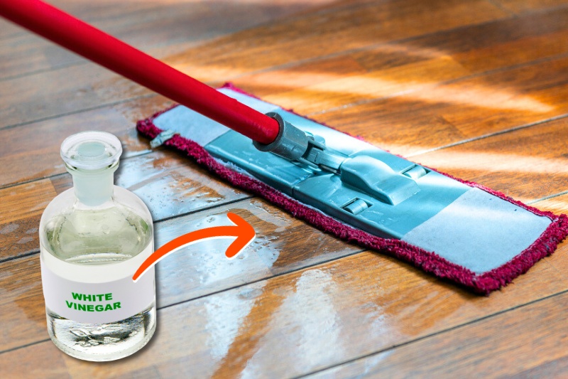 white vinegar for mopping wooden floor