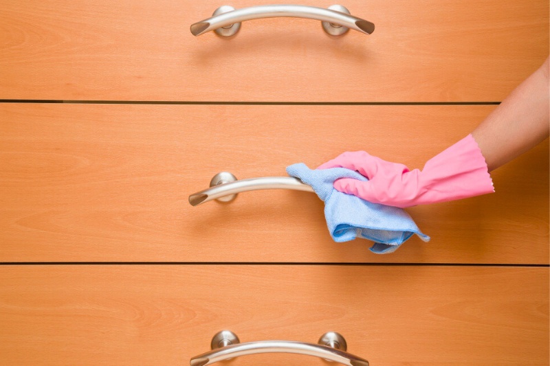 wiping clothes drawer