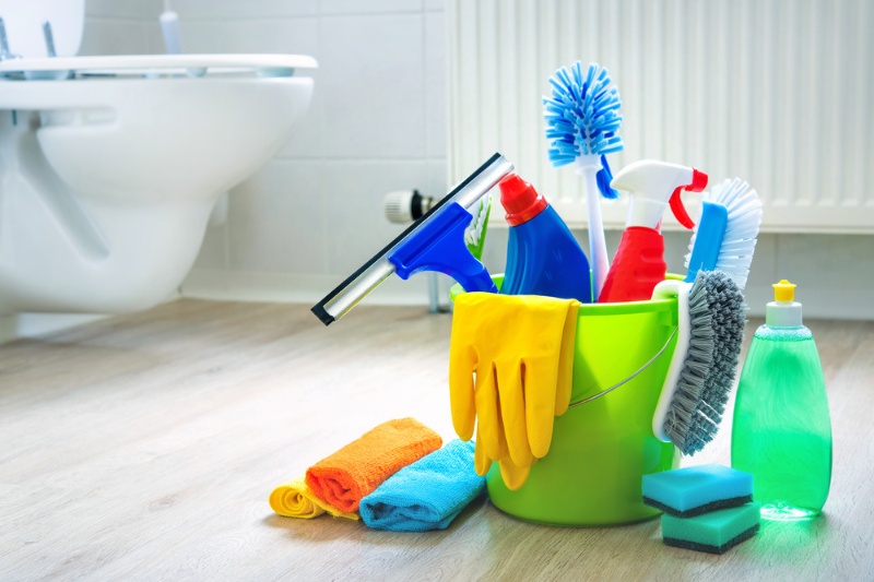 bathroom cleaning materials