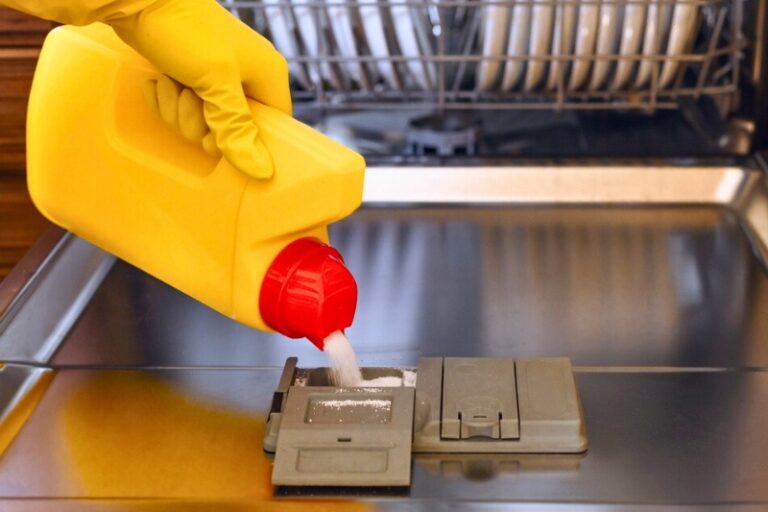 Do Dishwashers Heat Their Own Water?